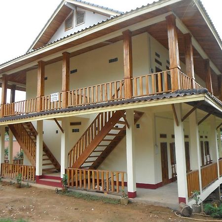 Vongmany Guesthouse Nong Khiaw Luaran gambar